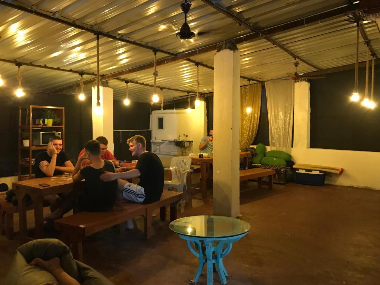 Aerostel - Backpacker'S Hostel In Goa Calangute Dış mekan fotoğraf